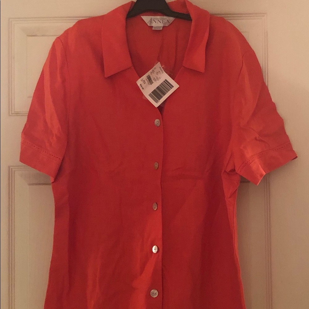Women’s Blouse